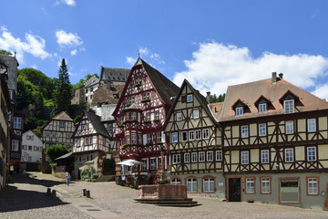 Fototapeta na wymiar Mittelalterlicher Marktplatz Miltenberg am Main