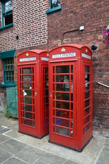 Fototapeta na wymiar London - red telephone box