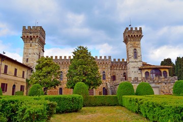 antica abbazia di San Michele Arcangelo a Passignano situata nelle colline del Chianti in provincia di Firenze in Toscana, Italia