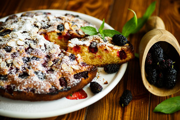Sweet biscuit pie with mulberry berries