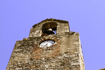 Clocher, église de Puycelsi, Tarn, France