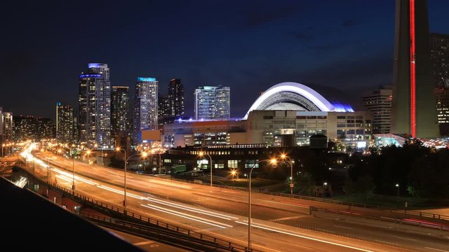 4K UltraHD Timelapse at Gardiner Expressway in Toronto, Canada at night
