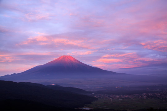 赤富士 Images Browse 3 648 Stock Photos Vectors And Video Adobe Stock