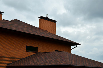 The house is equipped with high-quality roofing of shingles (bitumen tiles). A good example of...