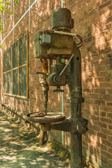 Historische Bohrmaschine