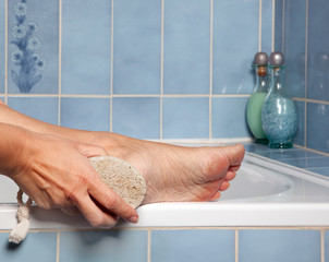 Pumice stone removing callus