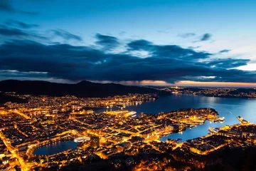 Poster Bergen by night  © cardephotography