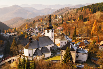 Late fall morning in Spania Dolina, Slovakia. - obrazy, fototapety, plakaty