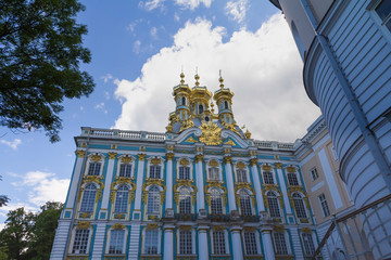 The Golden domes of the Church of the resurrection. Pushkin. Catherine Palace