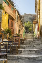 Poster Picturesque alley at plaka leads to acropolis. Athens, Greece © respiro888