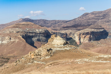 Golden Gate Red Mountains