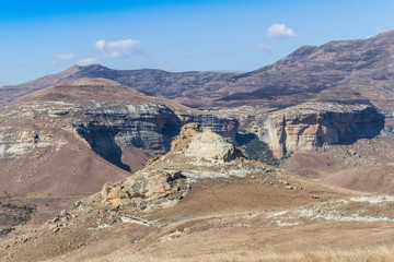 Golden Gate Red Mountains