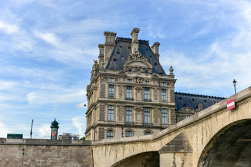 Fototapeta na wymiar Pont Royal - Paris, France