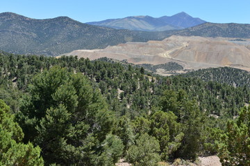 Fototapeta na wymiar A copper mine in Nevada America. 