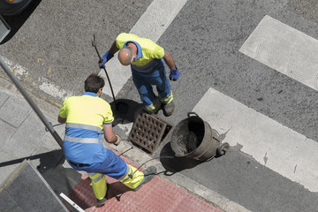 LIMPIADORES DE ALCANTARILLAS