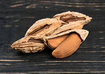 Uzbek almonds in shell