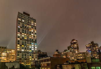 Fototapeta na wymiar Lumière Nocturne sur New York
