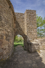 Obraz premium Arab gate on the walls of Medinaceli, Spain