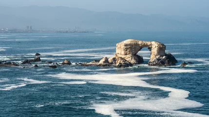 Tuinposter Portada (Arch) Rock Formation, Chilean Coastline, La Portada National Reserve, Antofagasta, Chile © Kseniya Ragozina