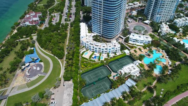 Aerial dron orbit video Miami Beach South Pointe Park 4k 60p