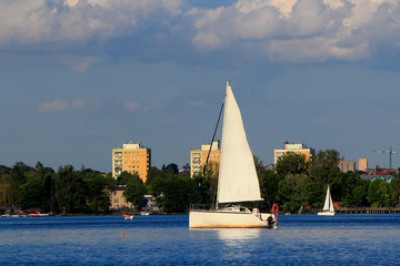 Olsztyn - Jezioro Ukiel © Wojciech Lisiński