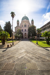 Fototapeta na wymiar The Synagogue of Florence, Italy