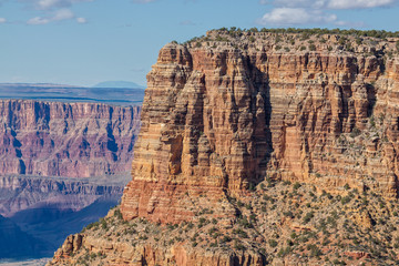 Fototapeta na wymiar Rugged Grand Canyon South Rim
