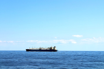 Ship sailing the middle of Caribbean ocean 