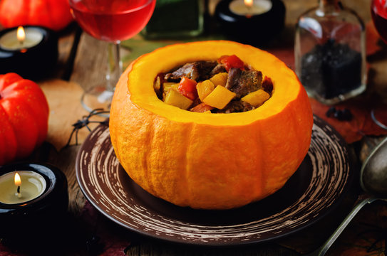 Pumpkin stuffed with meat and vegetables
