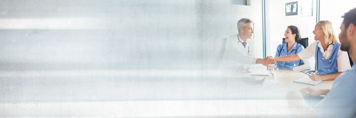 Fototapeta premium Business people having a meeting with transition effect