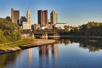 Fototapeta na wymiar Columbus, Ohio reflected in the Scioto River