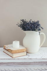 Shabby chic interior decor