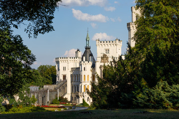 Obraz premium Czech Republic - white castle Hluboka nad Vltavou
