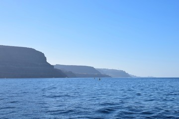 Fototapeta na wymiar falaises, puerto de Mogan, Gran canaries