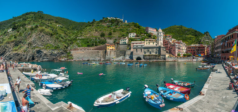 Cinque terre Italie Vernazza