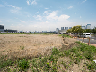 更地
