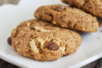 Vegan almond pulp biscuits with raisins, apples and spelt flour