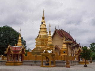 Naklejka premium Wat Phrathat Ha Duang ,Lamphun,Thailand. .