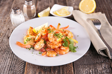fried shrimp with herbs