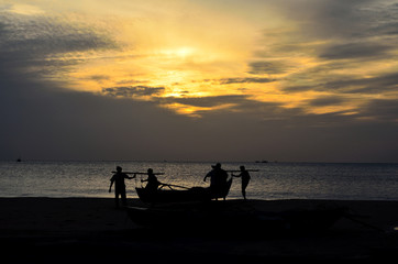Fototapeta na wymiar fishermen at work