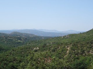Fototapeta na wymiar La chaîne dès Pyrénées Orientales 