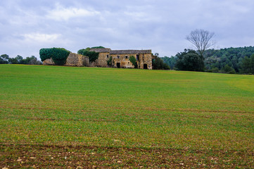 Obraz premium Abandoned country house in Catalonia, Spain