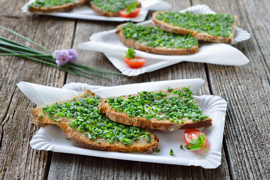 Schnittlauchbrot Images – Browse 74 Stock Photos, Vectors, and Video ...