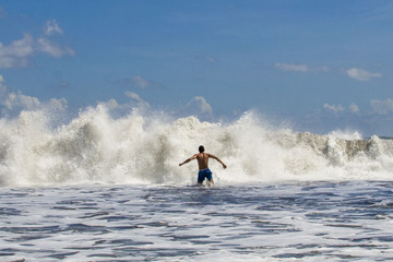 INDIAN OCEAN WAVE BEACH ACTION 01