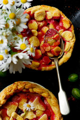  gooseberry pie. dark photo