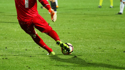 Obraz premium Soccer goalkeeper take a shot