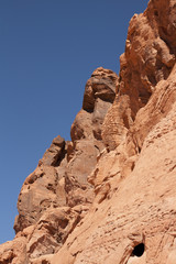 Fototapeta premium Beautiful red rocks in the desert of Valley of Fire, Nevada, USA.
