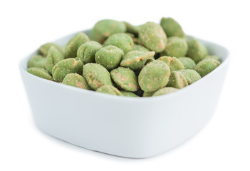 Wasabi coated Peanuts (isolated on white)