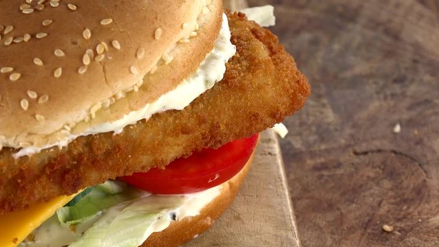 Rotating Fish Burger with Chips (not loopable; 4K)