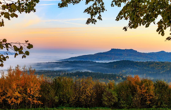 Maintal und Staffelberg im Nebel